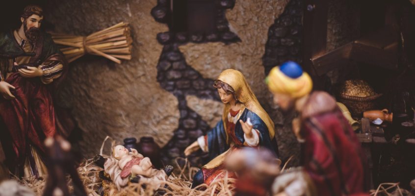 Crossroads:  Parenting to Keep Christ in Christmas